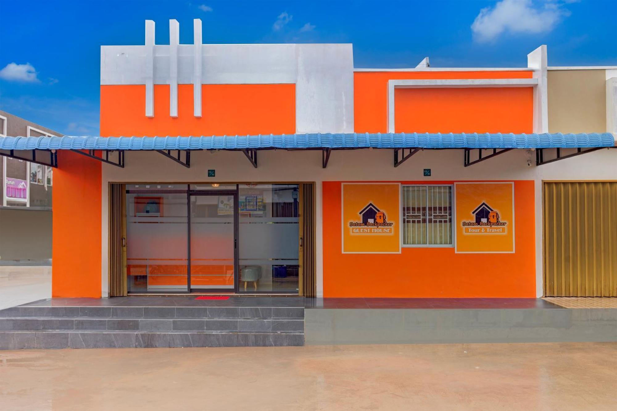 Super Oyo Capital O 93076 Batam Backpacker Guesthouse 2 Pembunuh المظهر الخارجي الصورة